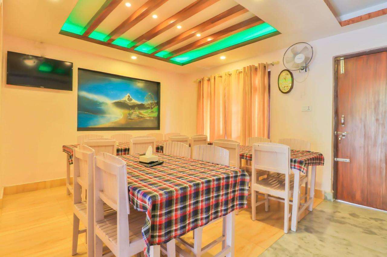 Hotel Alpine Villa Pokhara Exterior photo